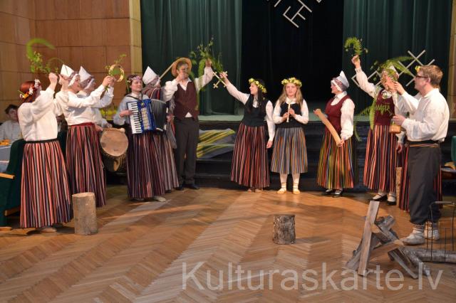 Folkloras kopa "Saulgani"